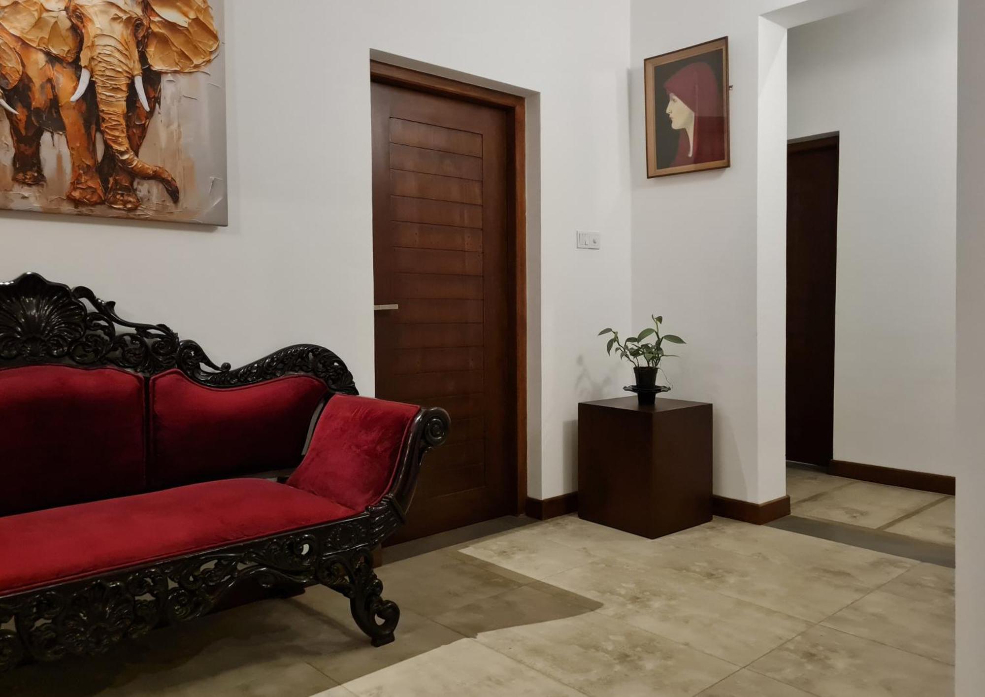 City Oasis 66 Негомбо Екстериор снимка